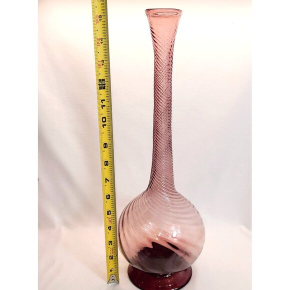 Hermanos Avalos Mexican art Glass Tall amethyst swirl Vase 16" - Picture 8 of 9